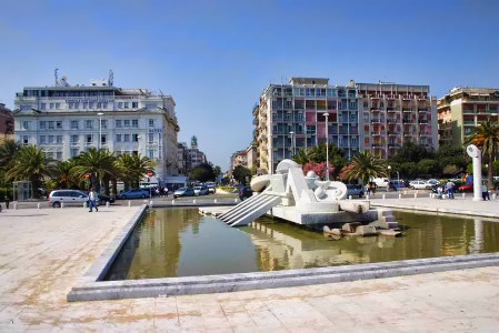Piazza Primo Maggio - Pescara